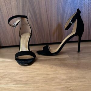 Enzo Angiolini black suede sandals, size 7